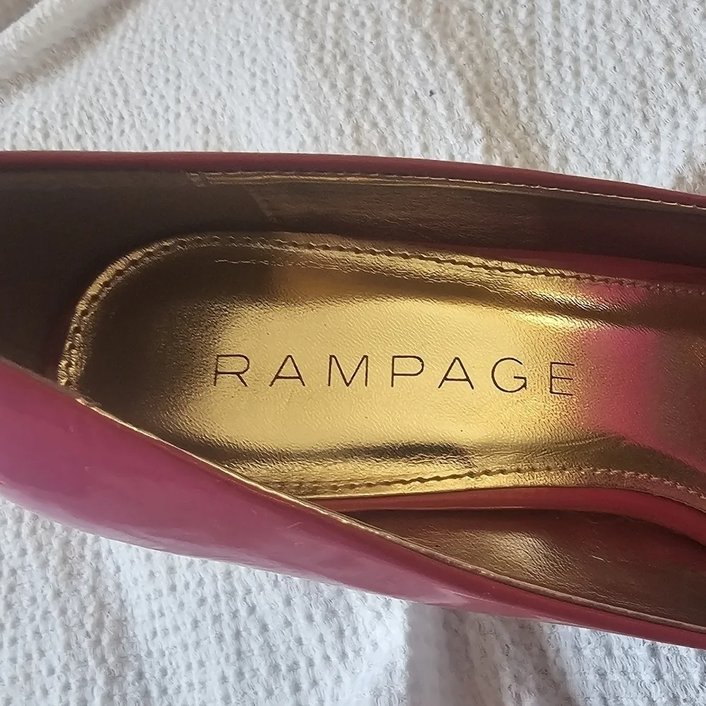 Rampage Granville patent leather hot pink peekaboo pumps size 8